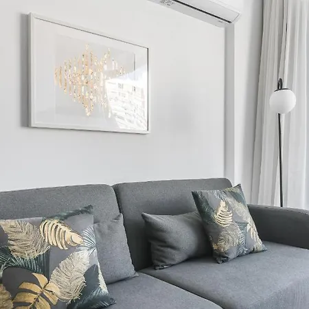 Apartment Home2book Ard Cool