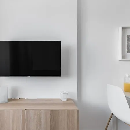 Apartment Home2book Ard Cool *
